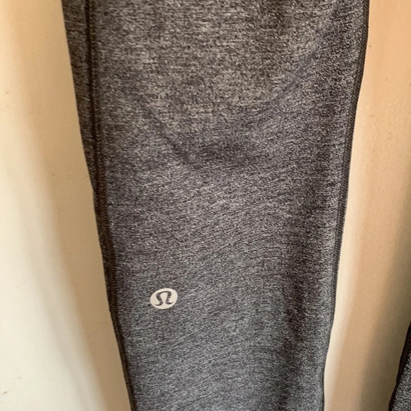 Lululemon speed up mid rise tights, grey size 4 - Picture 9 of 15